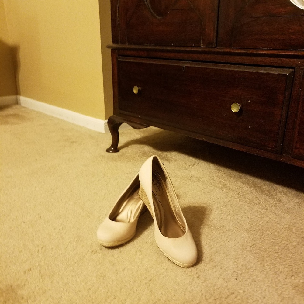 2 pair NWOT - cute wedges! Black and Cream.